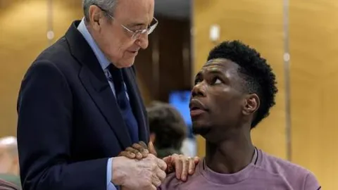 朱辰杰助力申花1-0南通，锁定中超联赛第三名