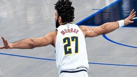 法国门将创纪录，两度点球大战夺冠，迈尼昂书写传奇